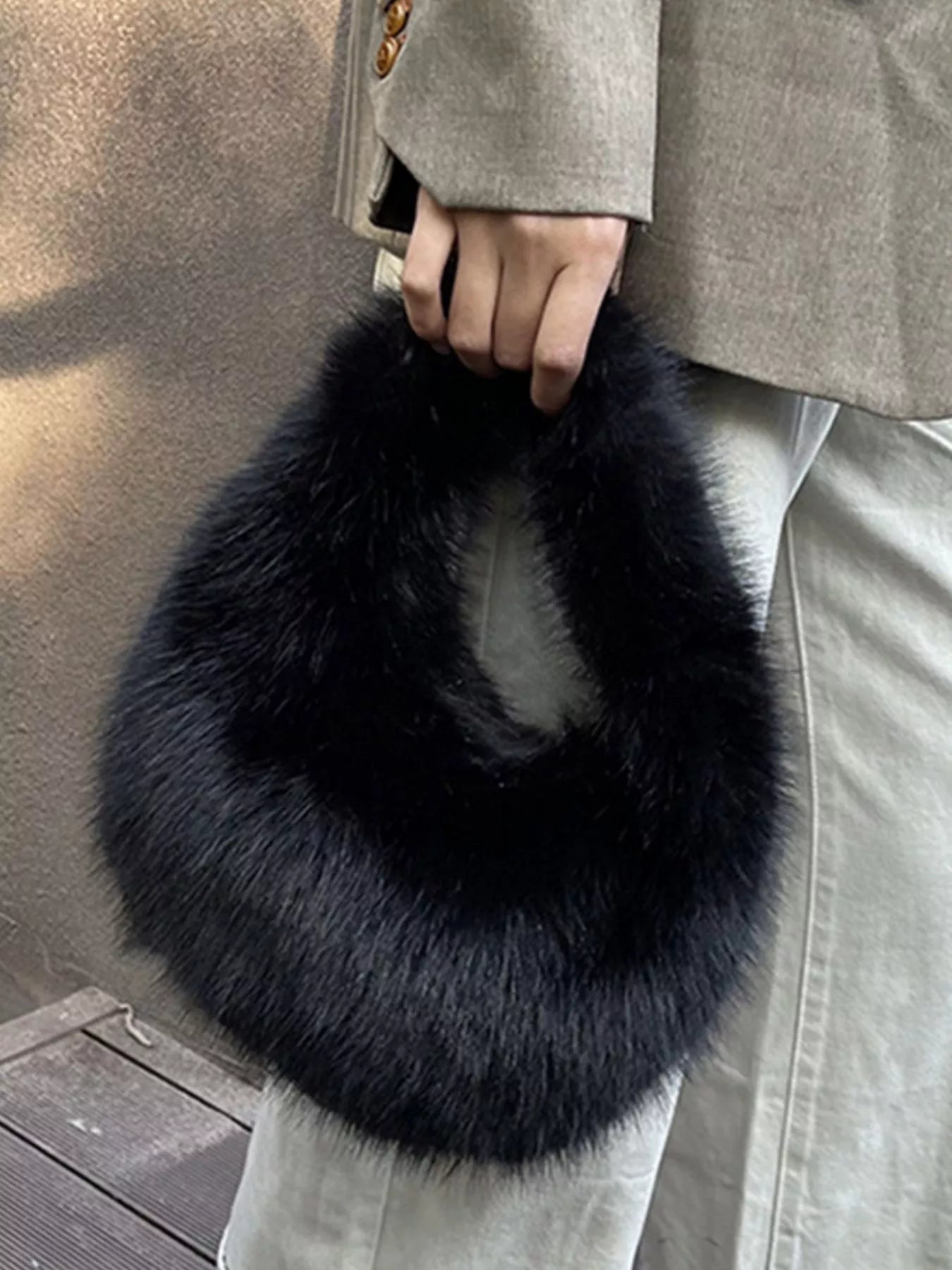 Sarah Express Women's Fluffy Solid Color Mini Handbag