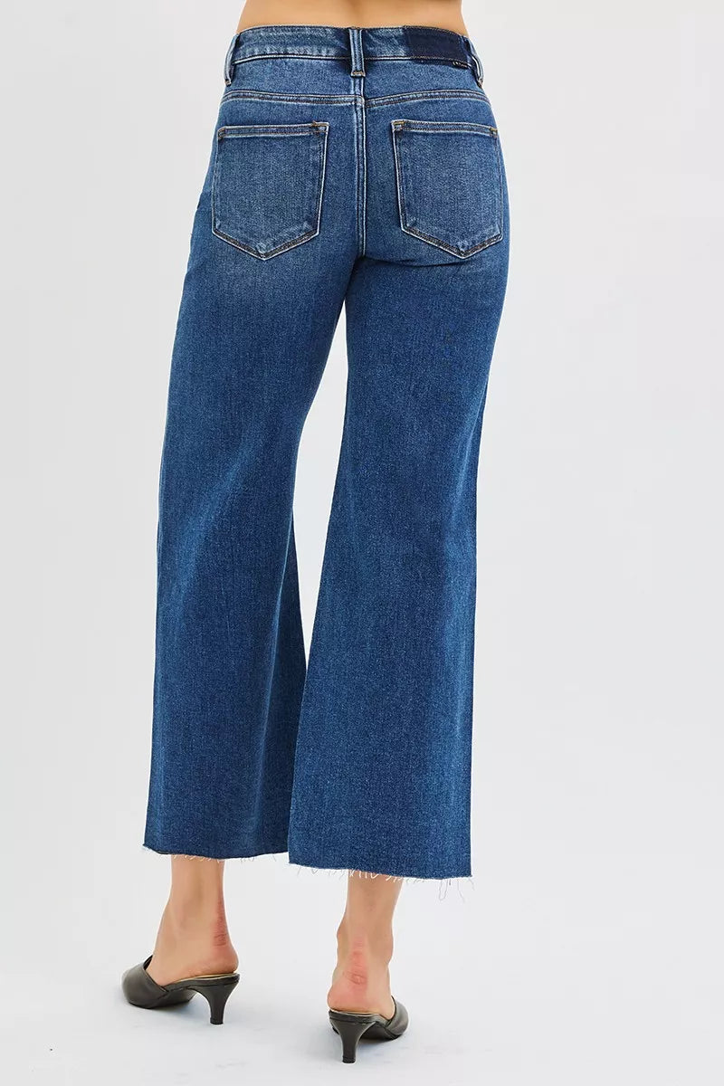 Sarah Express Women’s Plus Size Mid Rise Cropped Wide Leg Jeans with Raw Cut Hem
