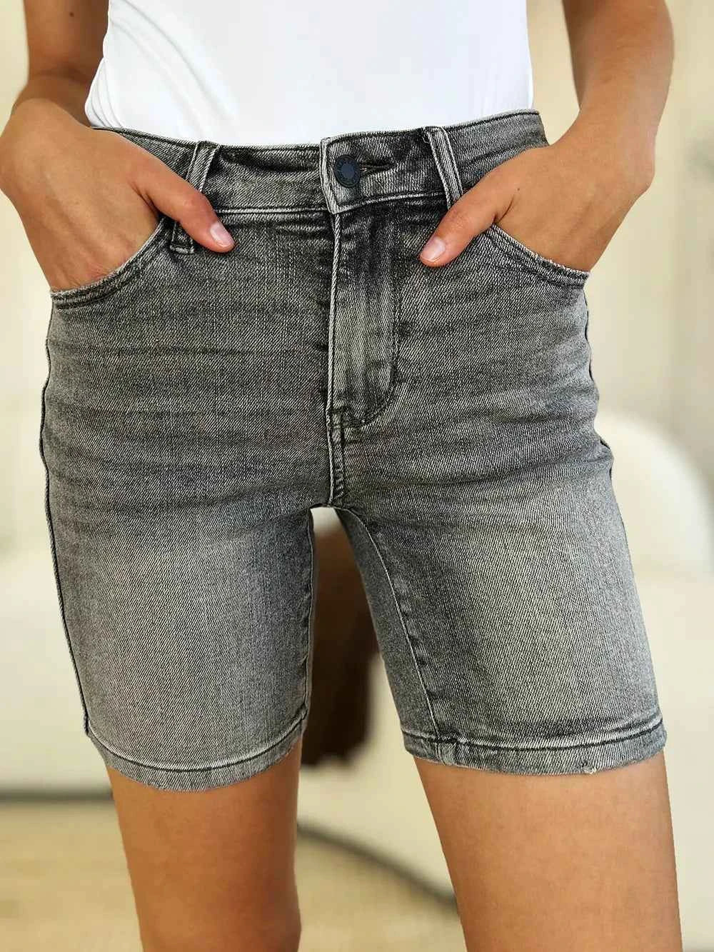 Sarah Express Women's High Waist Washed Denim Shorts - Judy Blue Premium Vintage Casual Summer Cutoffs