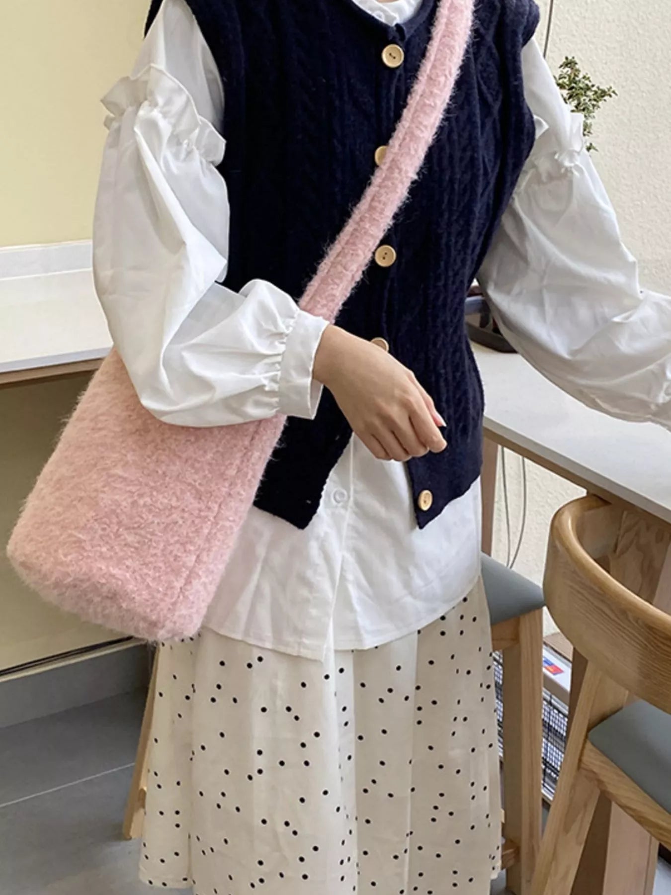 Sarah Express Women's Soft Knit Crossbody Bag Blush Pink ONESIZE