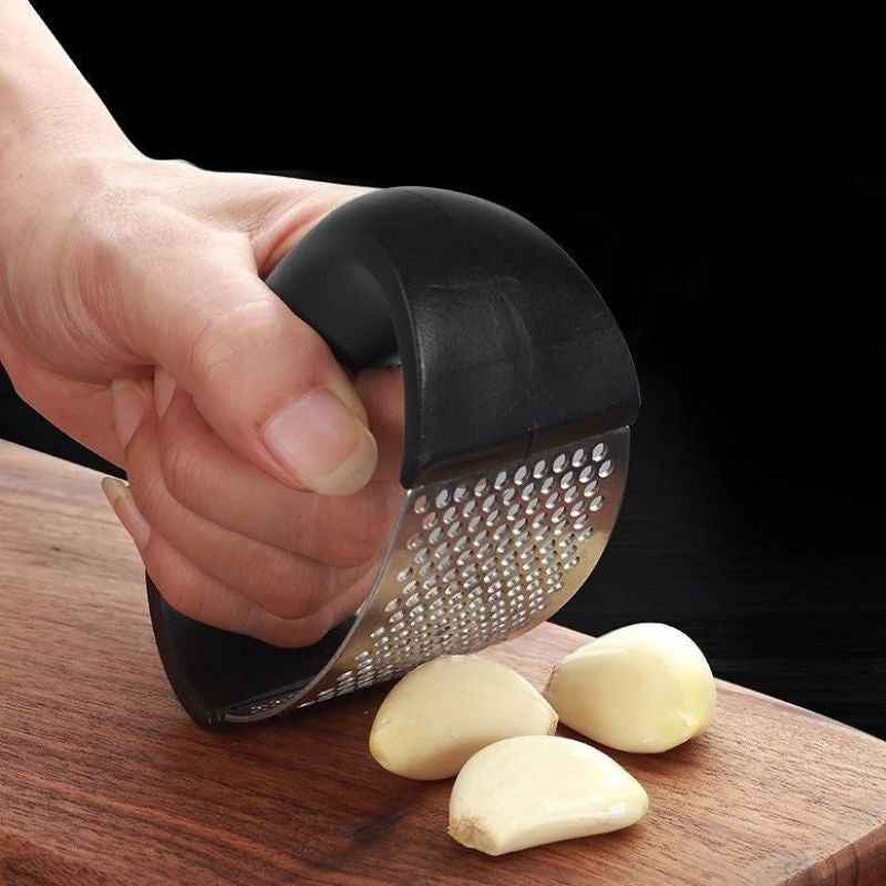 Sarah Express Premium Stainless Steel Garlic Press - Professional Kitchen Tool for Effortless Garlic Crushing