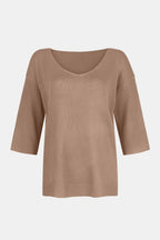 Sarah Express Women's V-Neck Three-Quarter Sleeve Knit Top