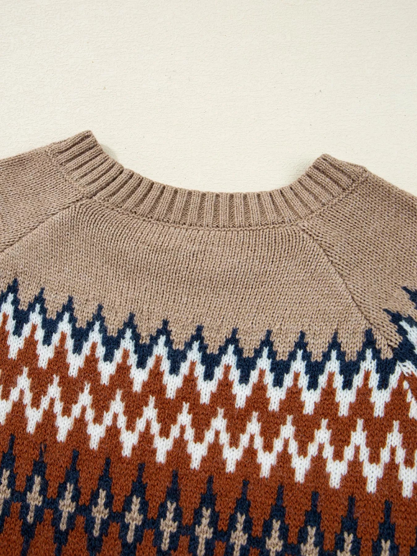 Sarah Express Women's Color Block Crew Neck Sweater