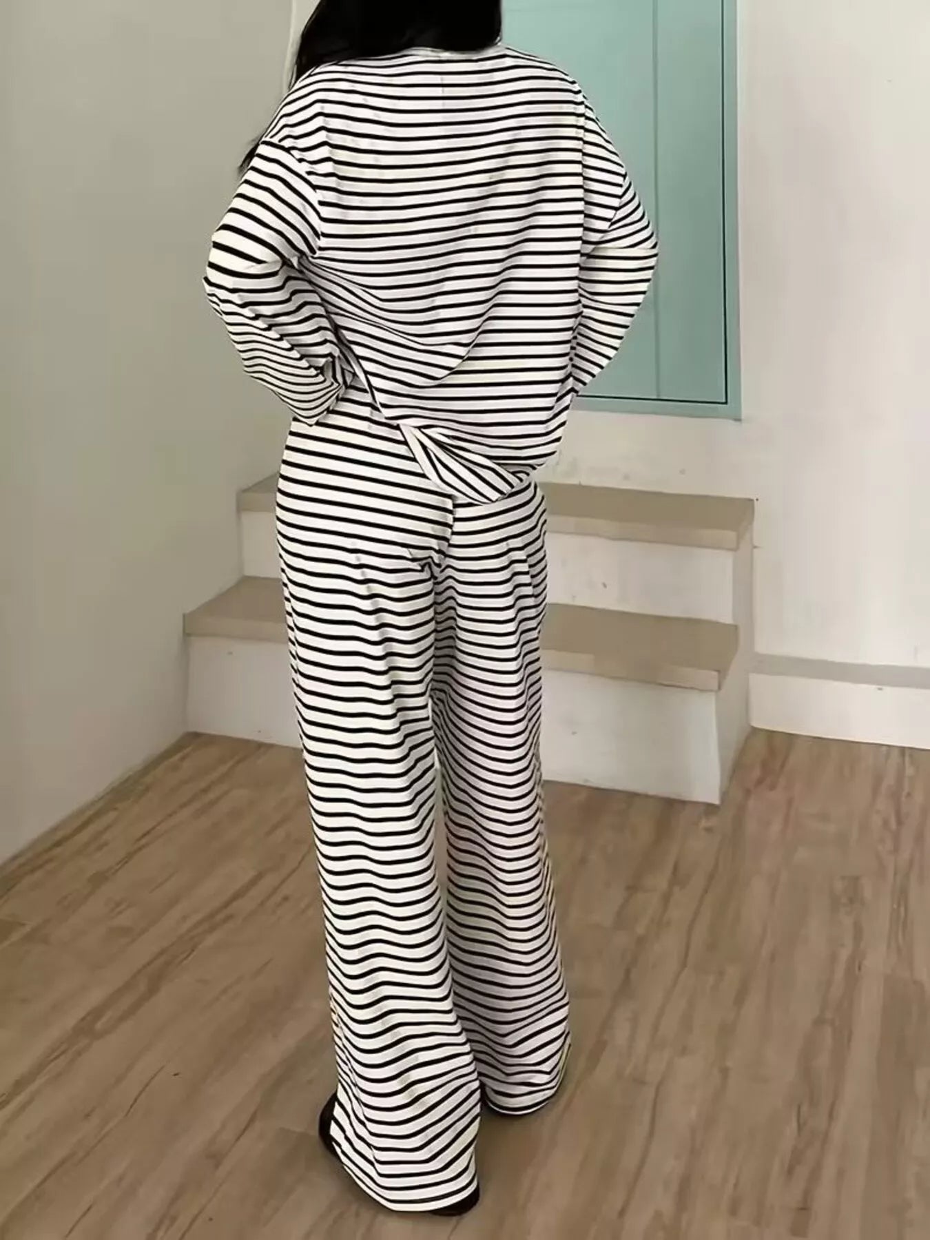 Sarah Express Women's Striped Long Sleeve Top and Pants Lounge Set