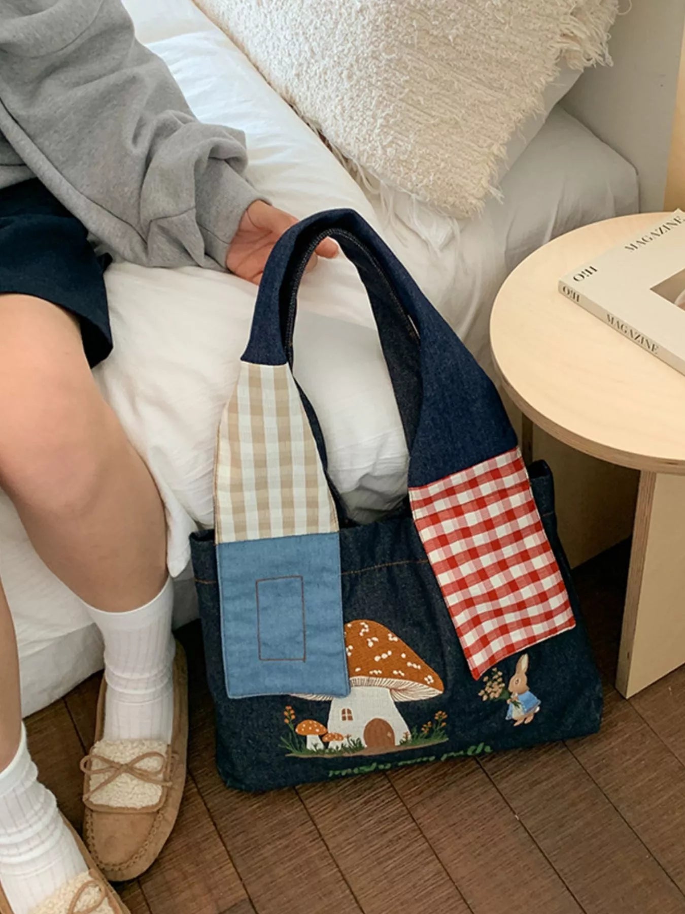 Sarah Express Women's Mushroom Corduroy Tote Bag