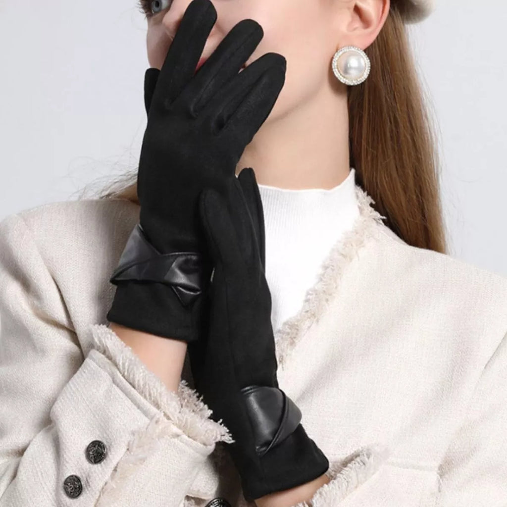 Sarah Express Women's Warm Leather Trimmed Suede Gloves Black One Size