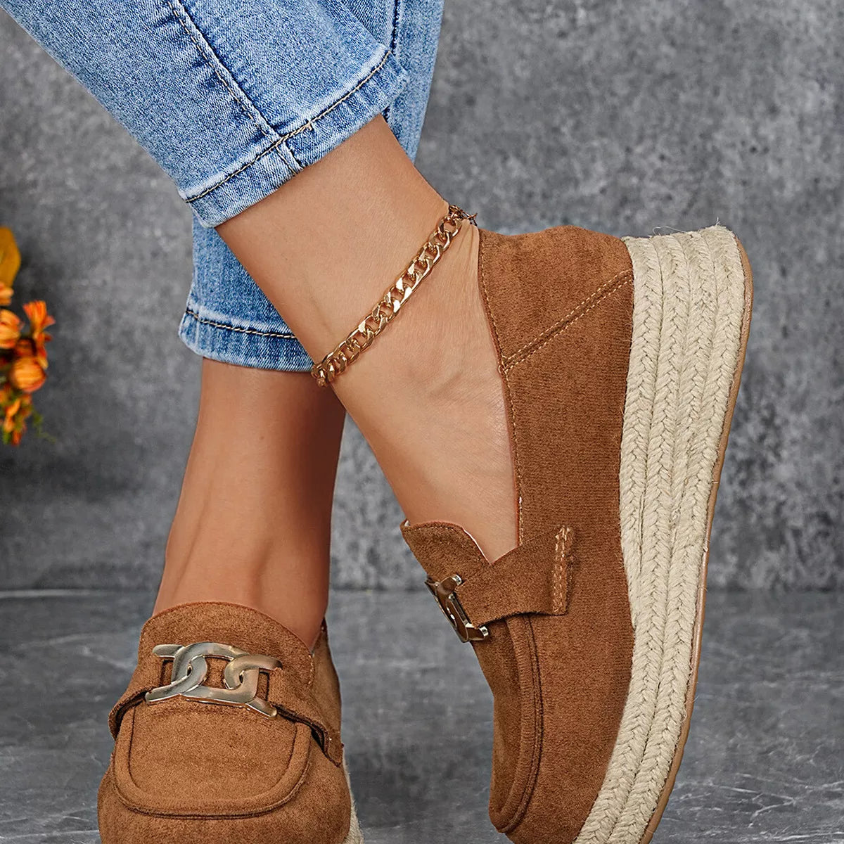 Sarah Express Women's Round Toe Platform Slip-On Shoes