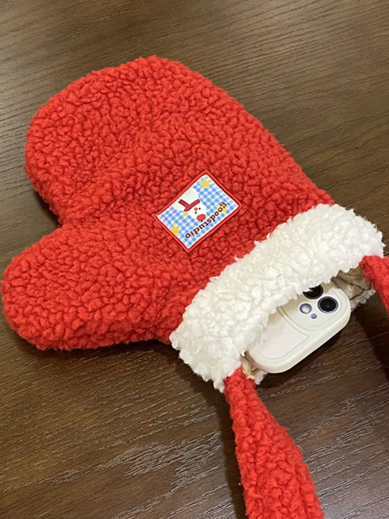 Sarah Express Women's Christmas Mitten-Shaped Plush Crossbody Bag