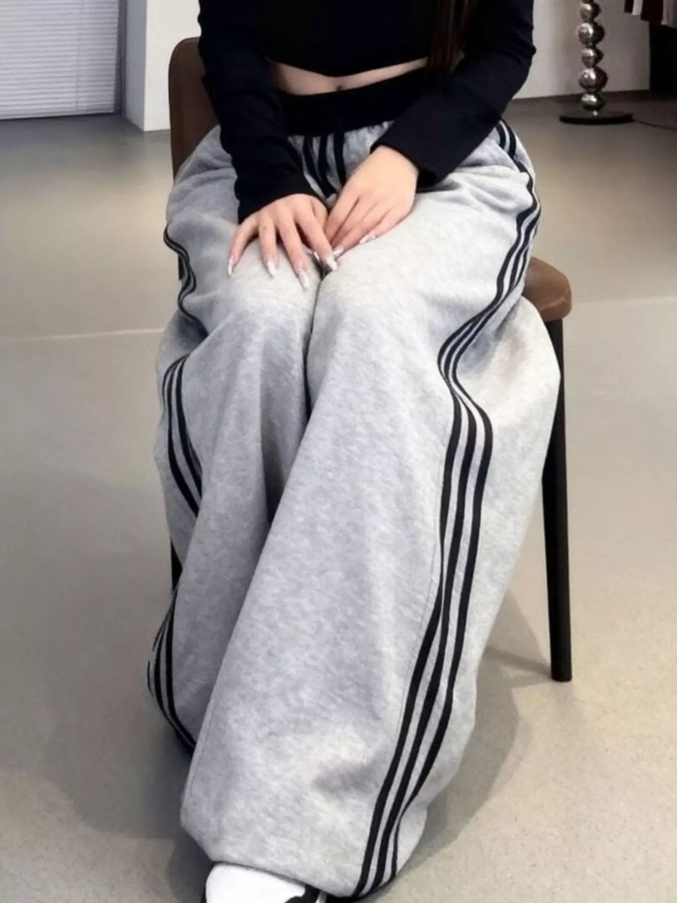 Sarah Express Women's Casual Loose Fit Striped Pants