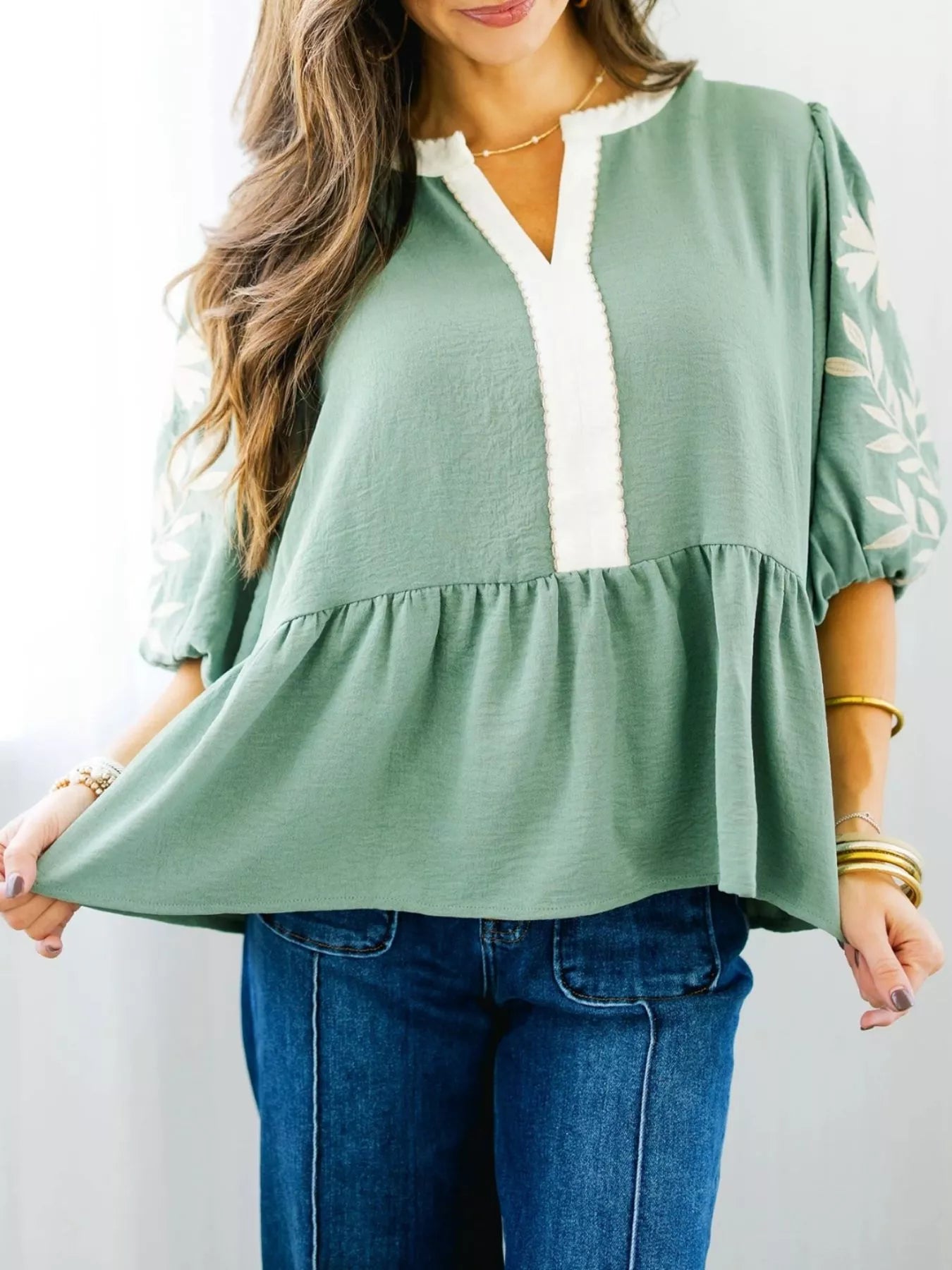 Sarah Express Women's Embroidered Puff Sleeve Babydoll Blouse - Color Block V Neck Top