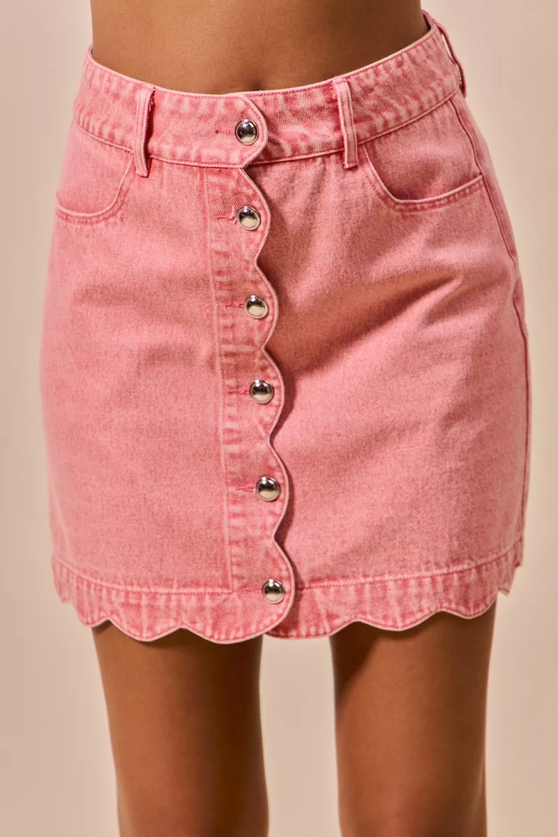 Sarah Express Women's Vintage Wash Scallop Edge Denim Mini Skirt PINK