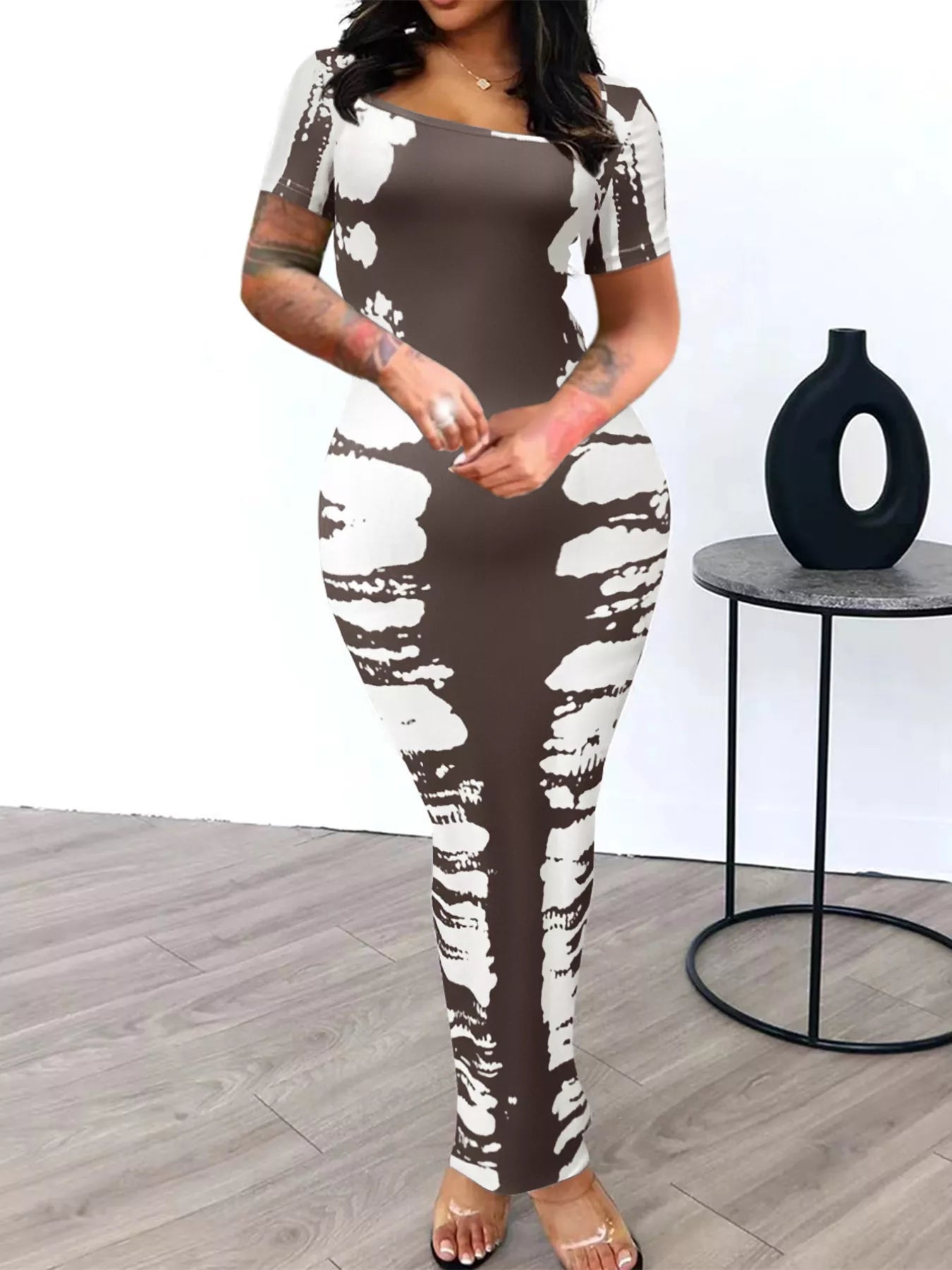 Sarah Express Women's Plus Size Square Neck Short Sleeve Dress