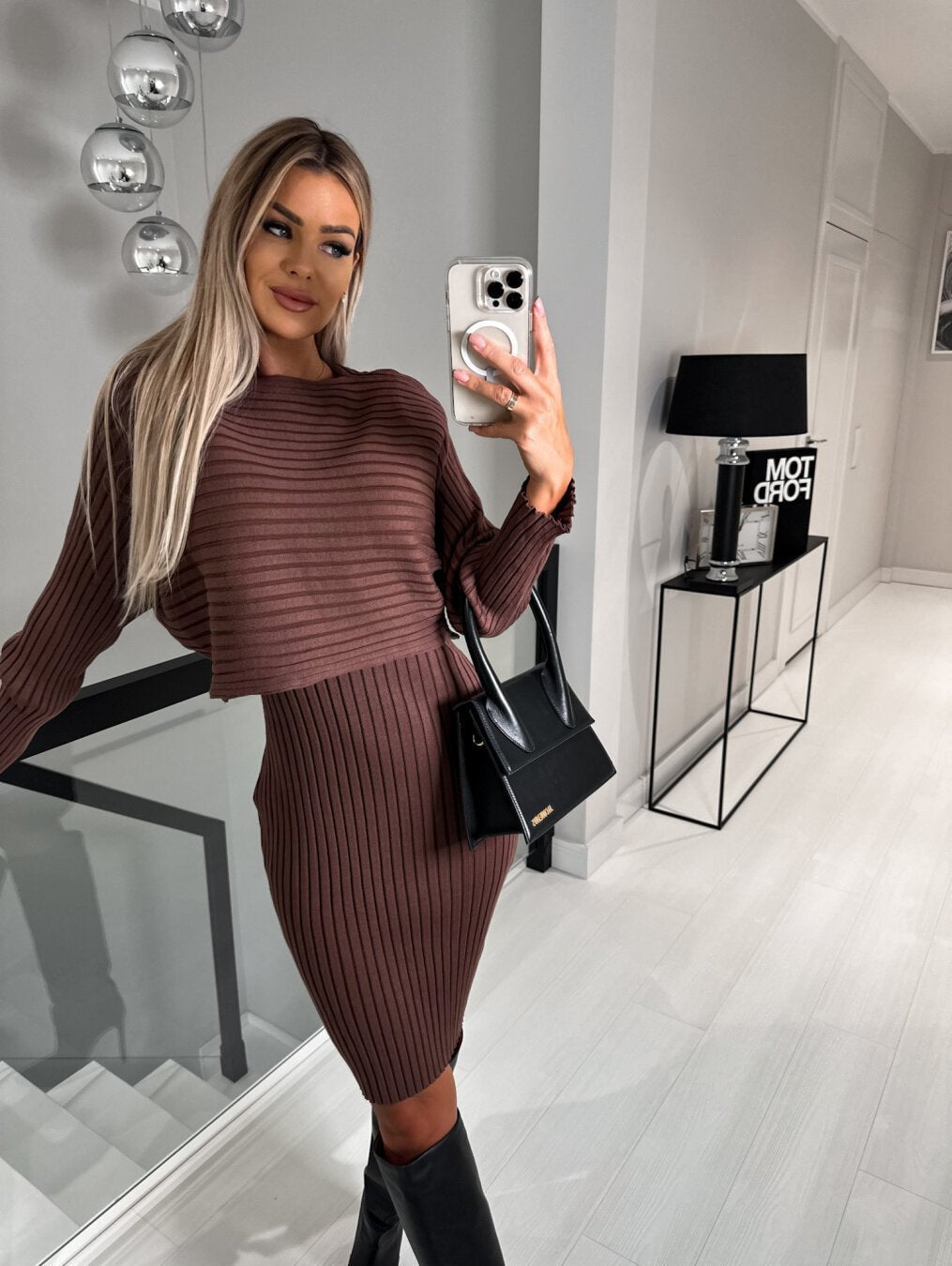 Sarah Express Women's Solid Color Sweater and Woolen Skirt Two-Piece Matching Set