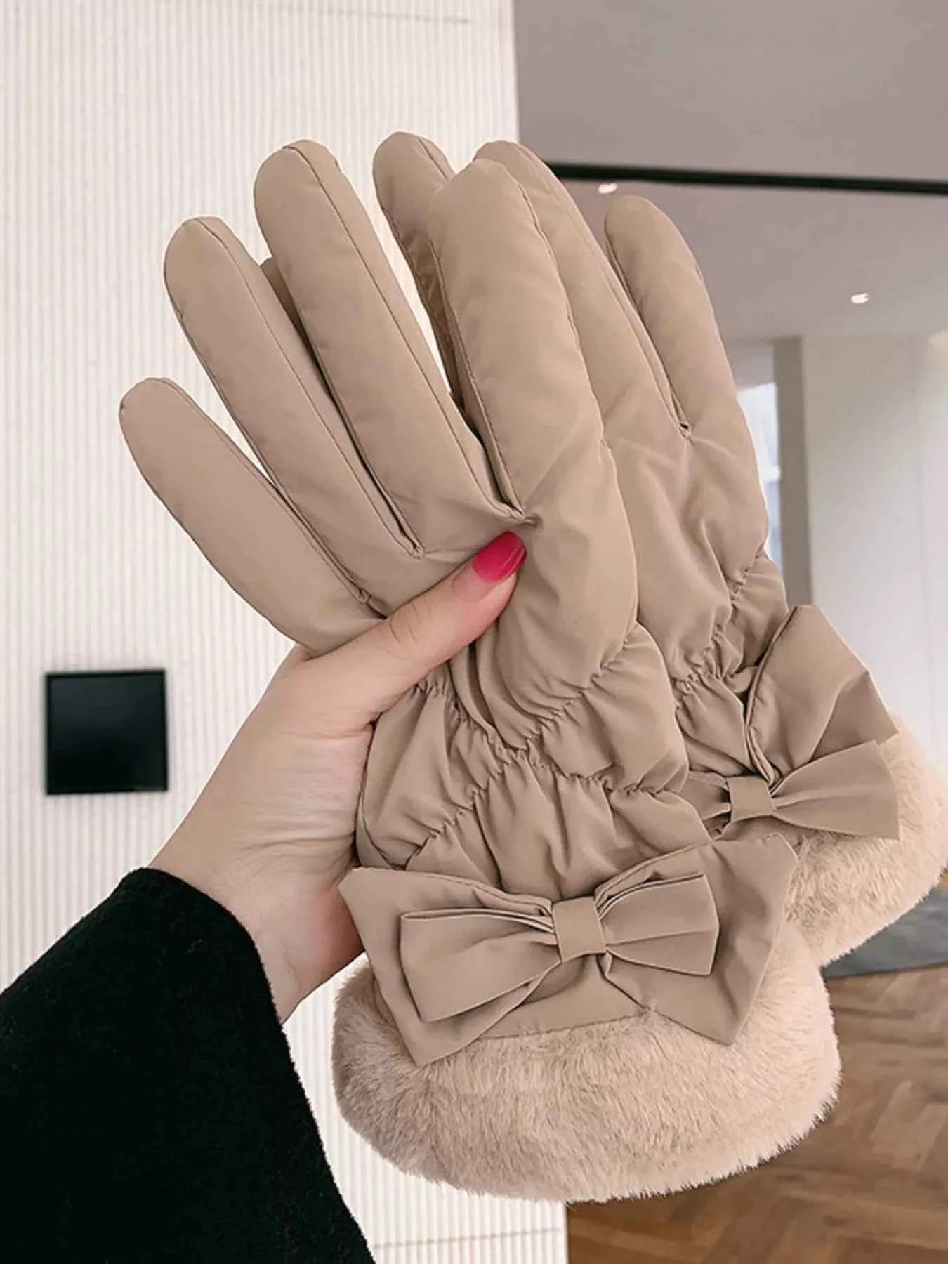 Sarah Express Women's Bow-Decorated Plush Cuff Gloves - Winter Fashion Accessory Milk Tea Color One Size