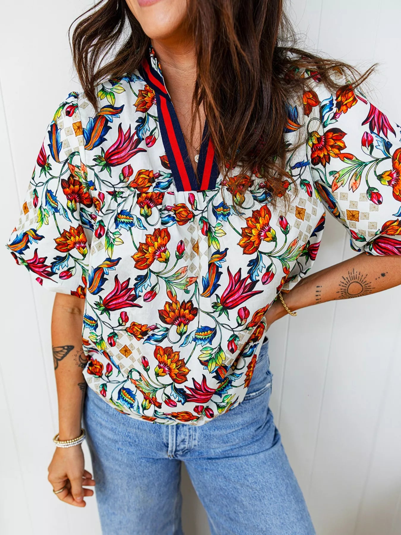 Sarah Express Floral Puff Sleeve Blouse V-Neck Contrasted Multicolor Short Sleeve Top