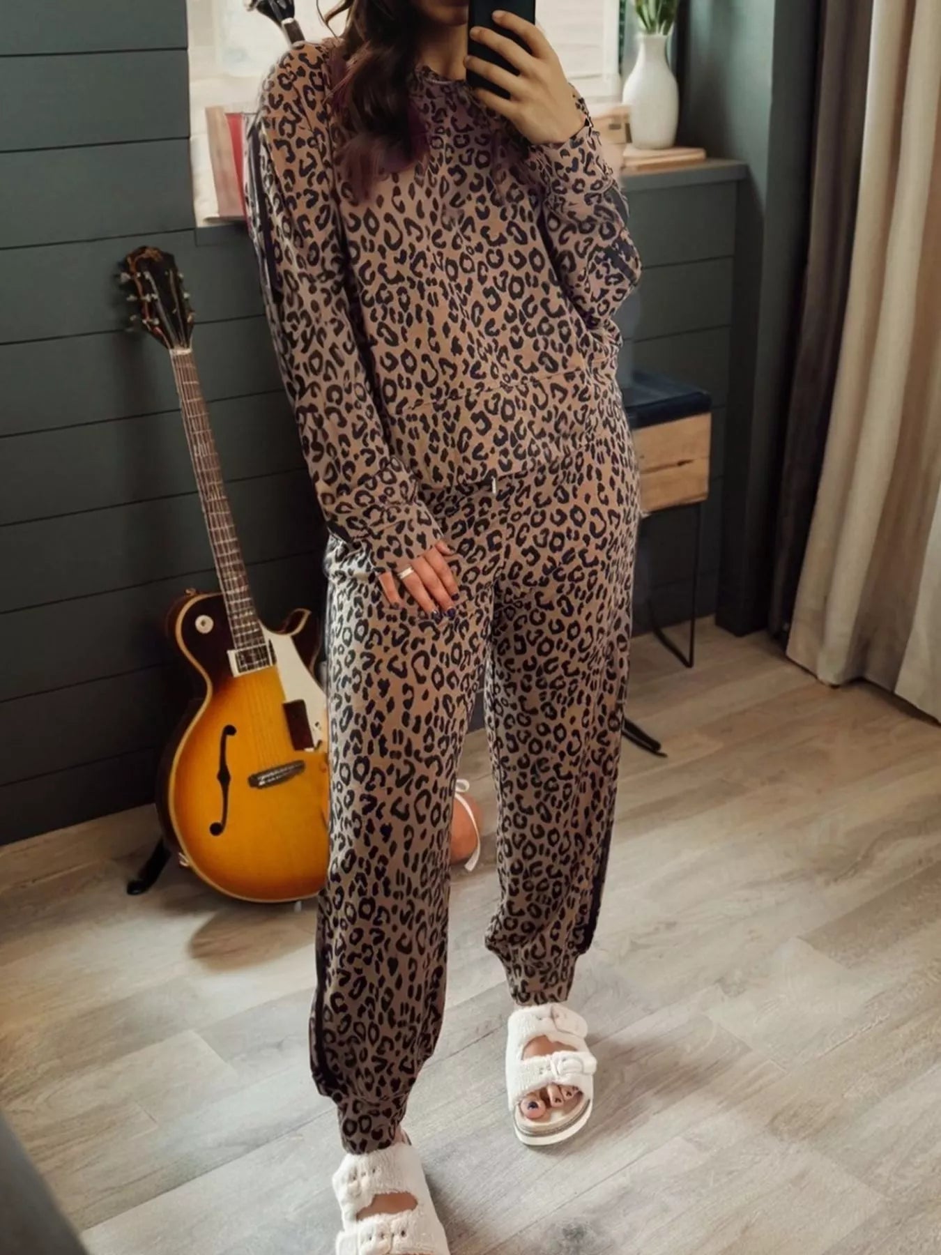 Sarah Express Women's Striped Trim Leopard Long Sleeve Top Drawstring Pant Set