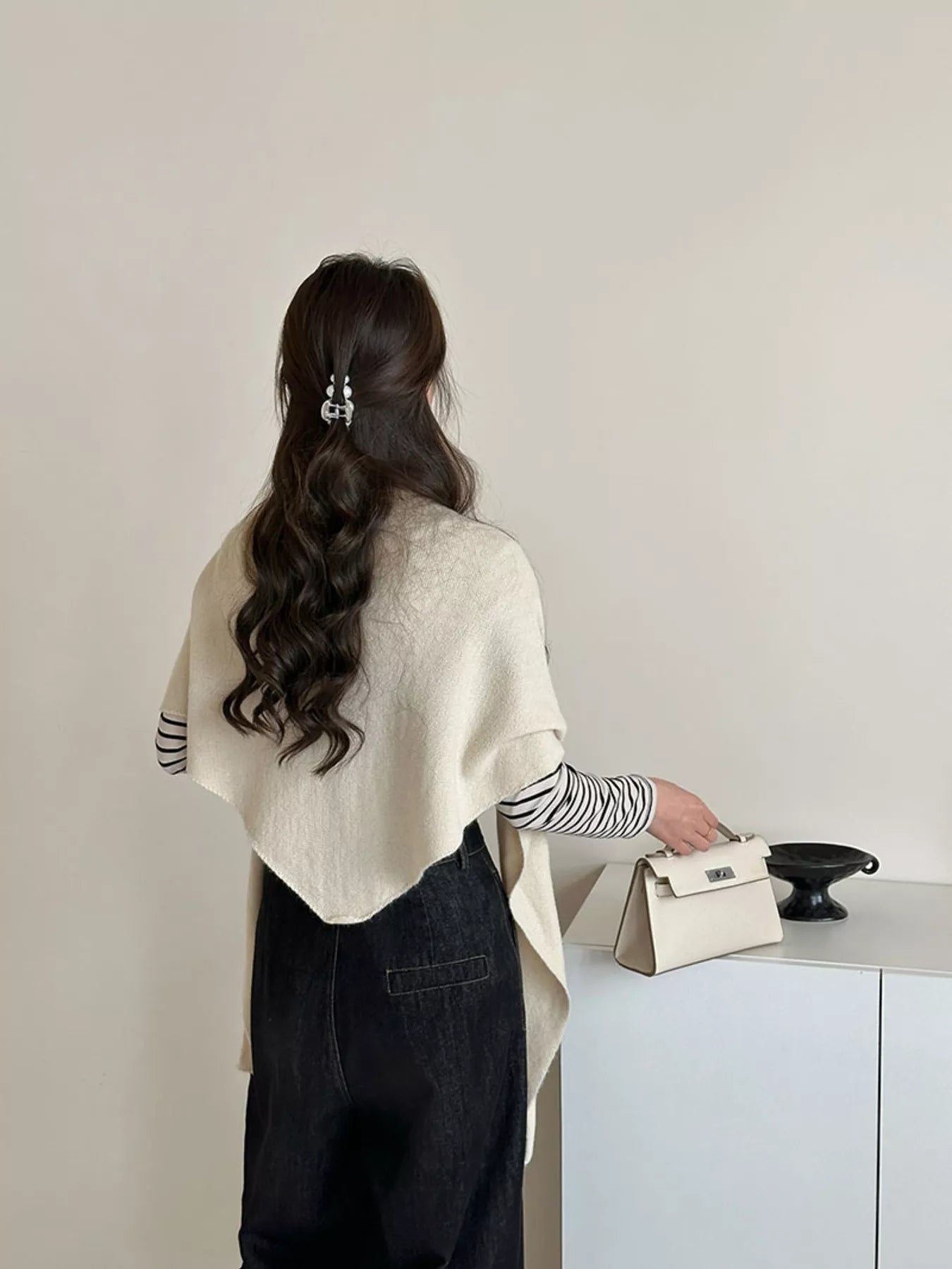 Sarah Express Women's Knitted Solid Color Scarf