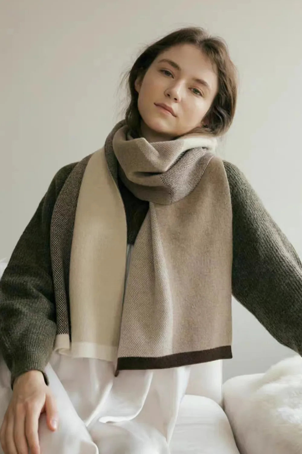 Sarah Express Women's Thermal Contrast Acrylic Scarf Cozy Winter Fall Accessory One Size