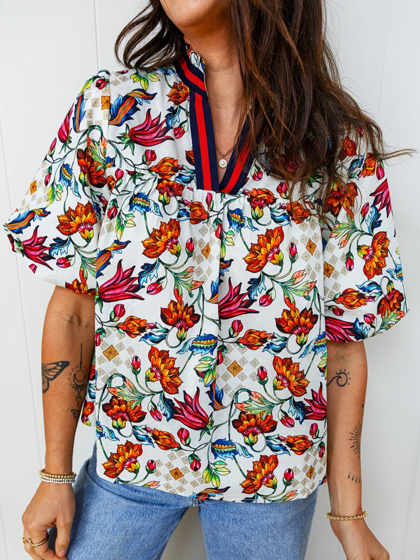 Sarah Express Floral Puff Sleeve Blouse V-Neck Contrasted Multicolor Short Sleeve Top