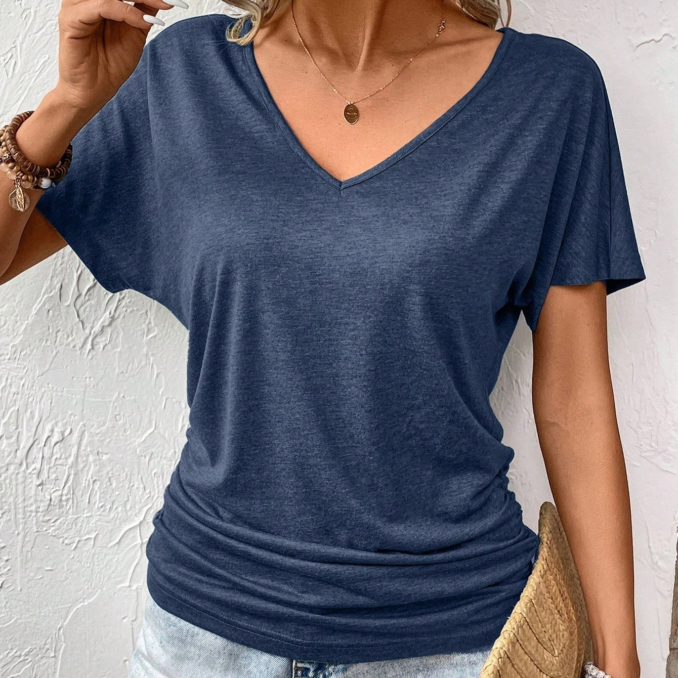 Sarah Express Women's V-Neck Ruched T-Shirt - Solid Color Short Sleeve Casual Knit Top
