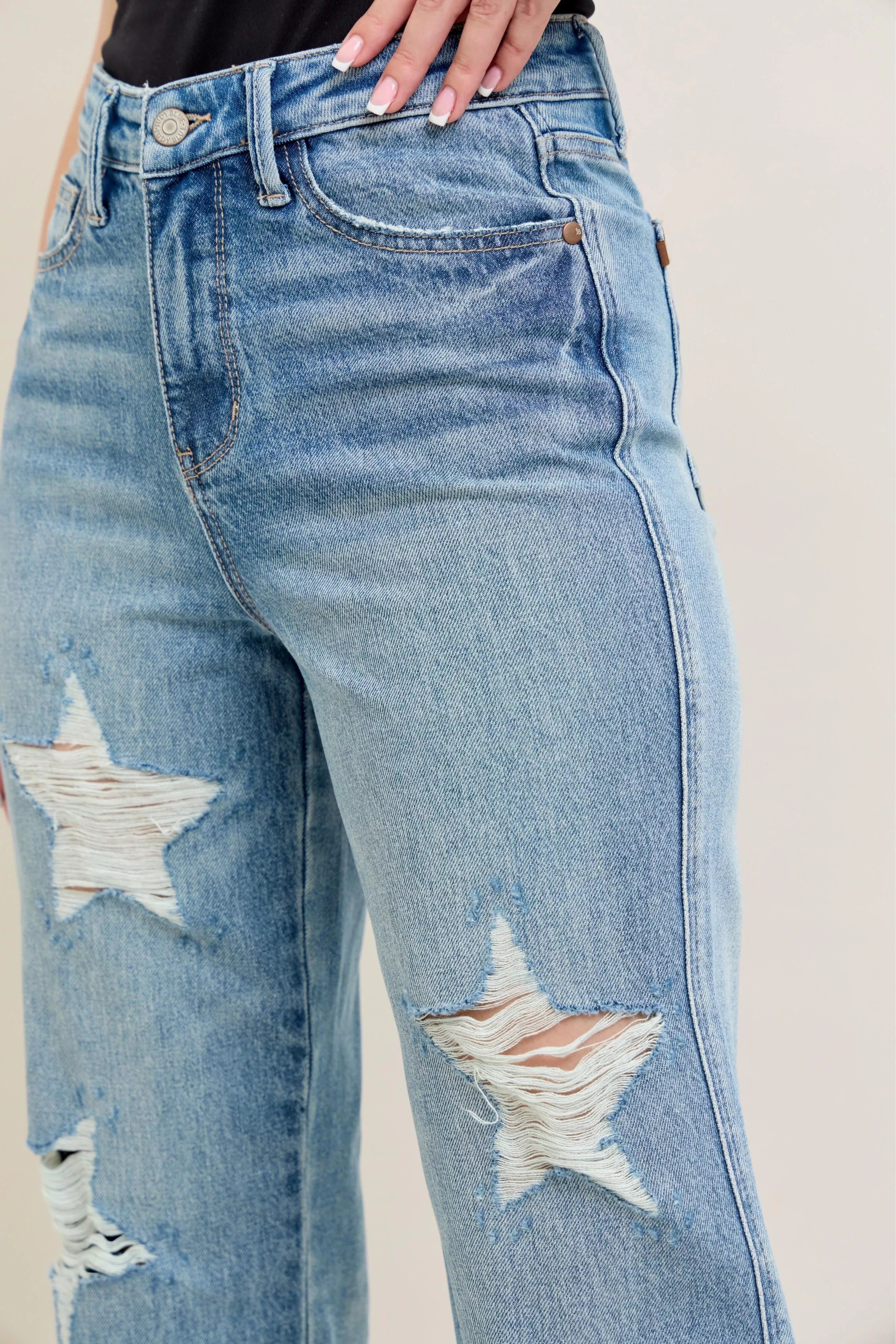 Sarah Express Women’s Plus Size High Rise 90's Straight Jeans with Star Destroy
