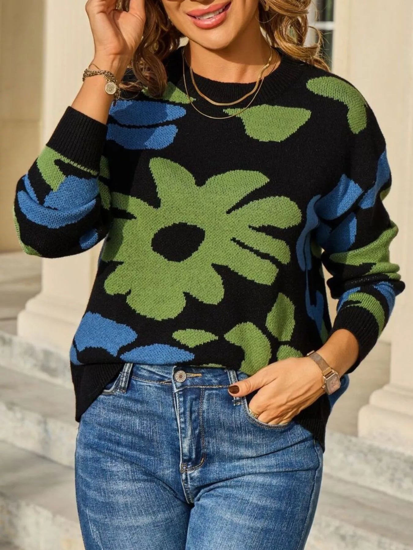 Sarah Express Women's Floral Crew Neck Long Sleeve Sweater Black