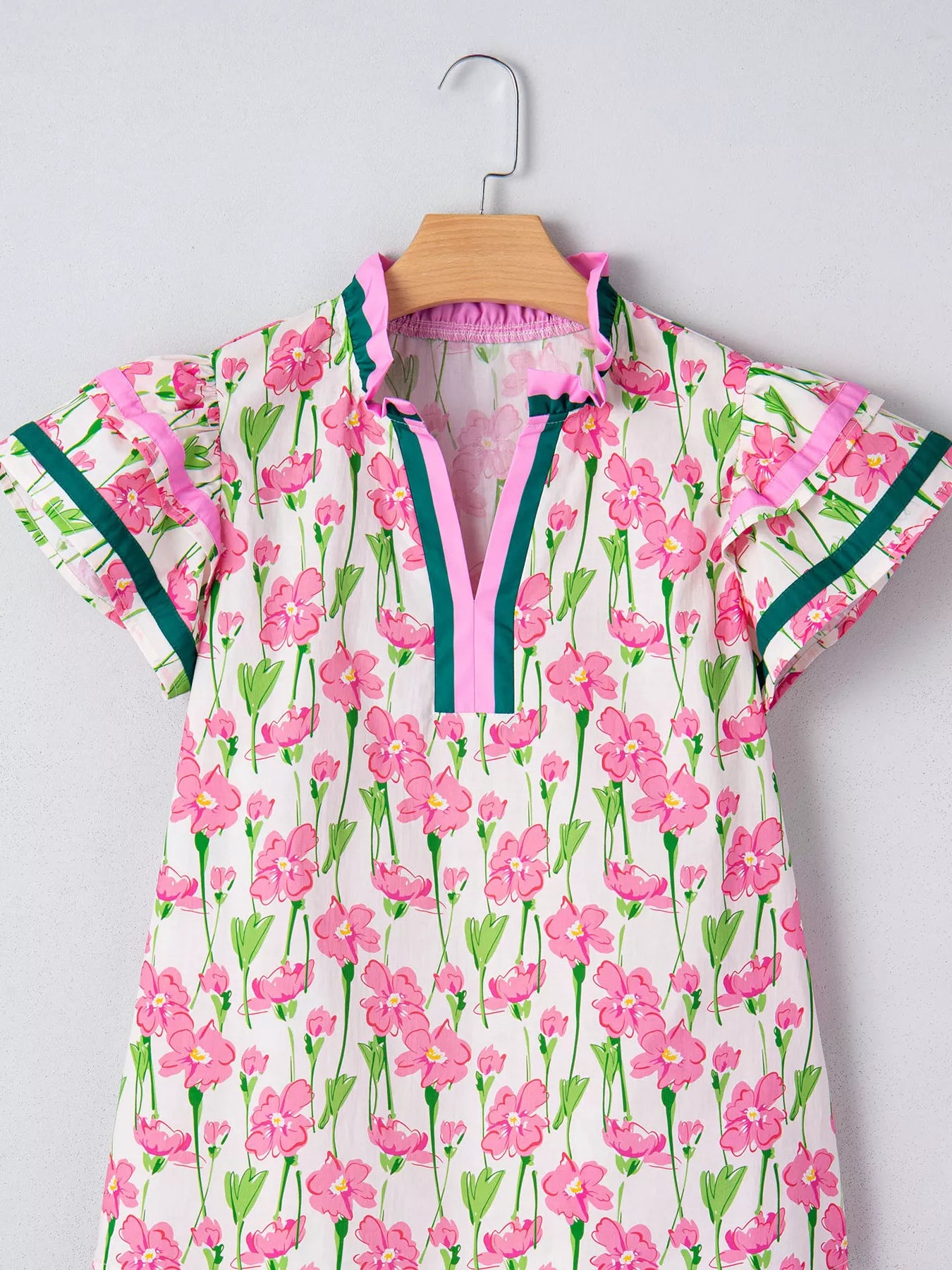 Sarah Express Women's Floral Print V Neck Ruffled Short Sleeve Blouse