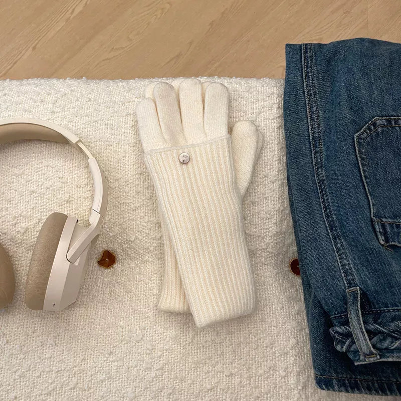 Sarah Express Women's Ribbed Knit Touchscreen Gloves Off-white One Size