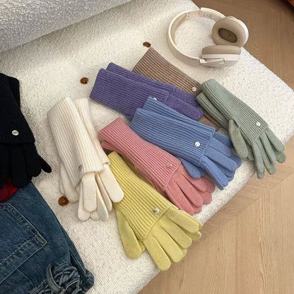 Sarah Express Women's Ribbed Knit Touchscreen Gloves