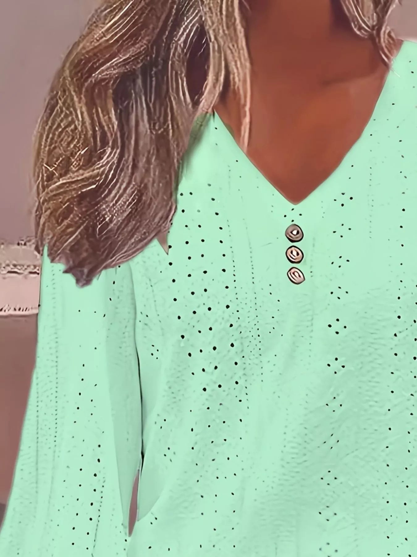 Sarah Express Women's Plus Size Eyelet V-Neck Flounce Sleeve Blouse