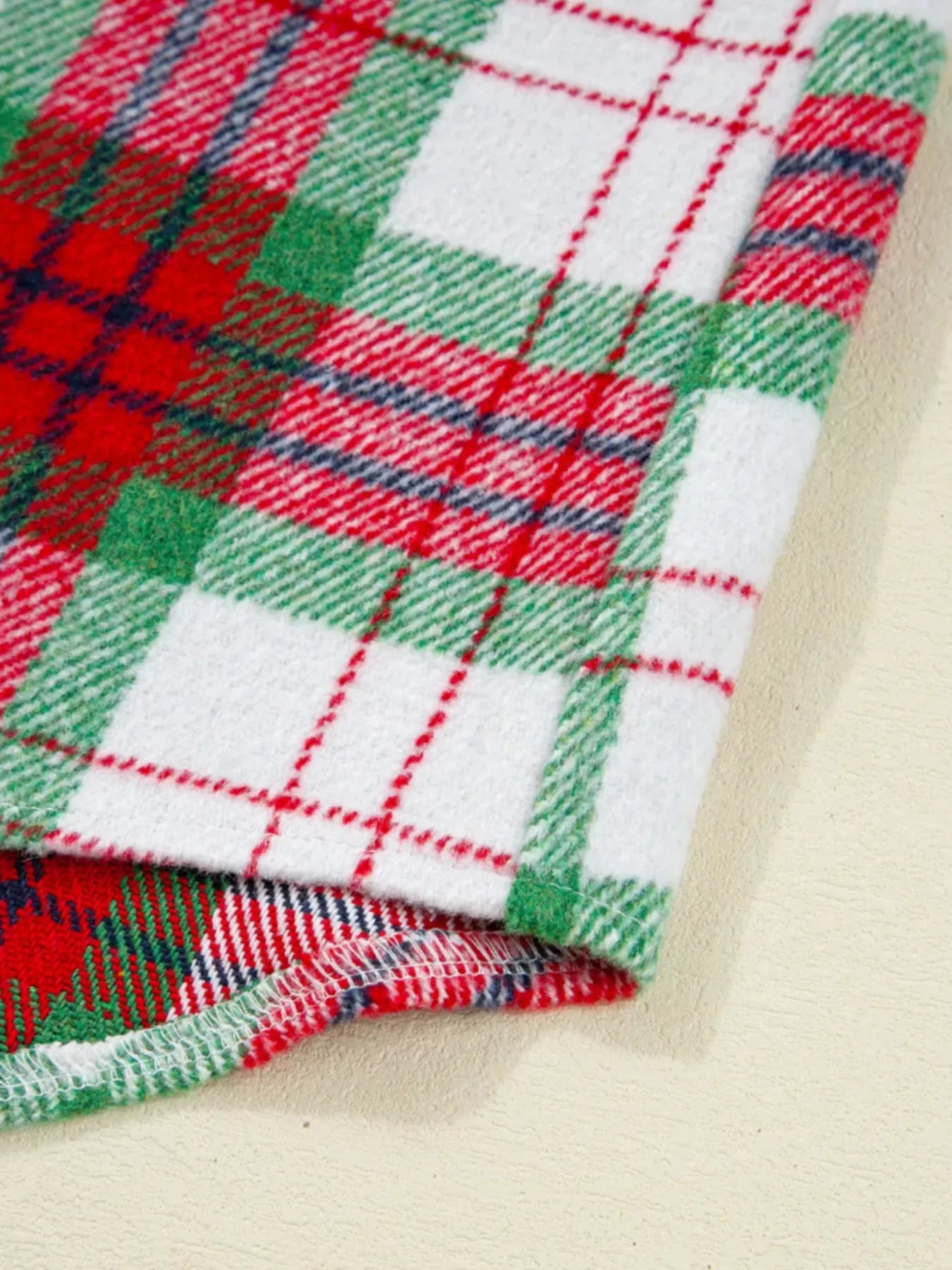 Sarah Express Women's Plaid Button-Down Long Sleeve Shacket