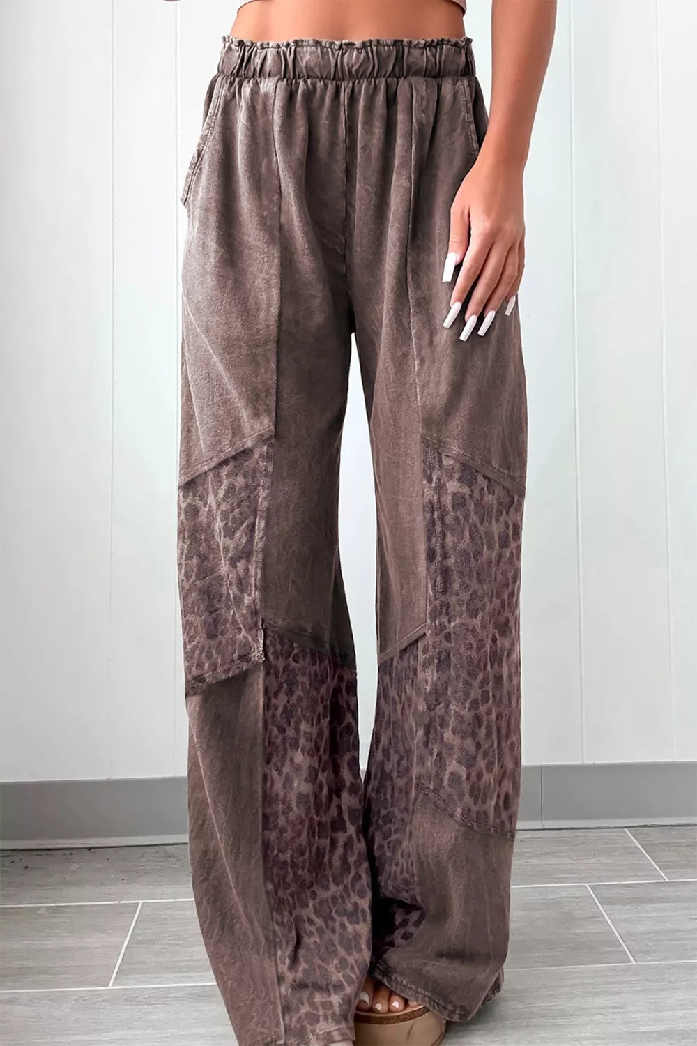 Sarah Express Women's Leopard Print Wide Leg Pants Leopard