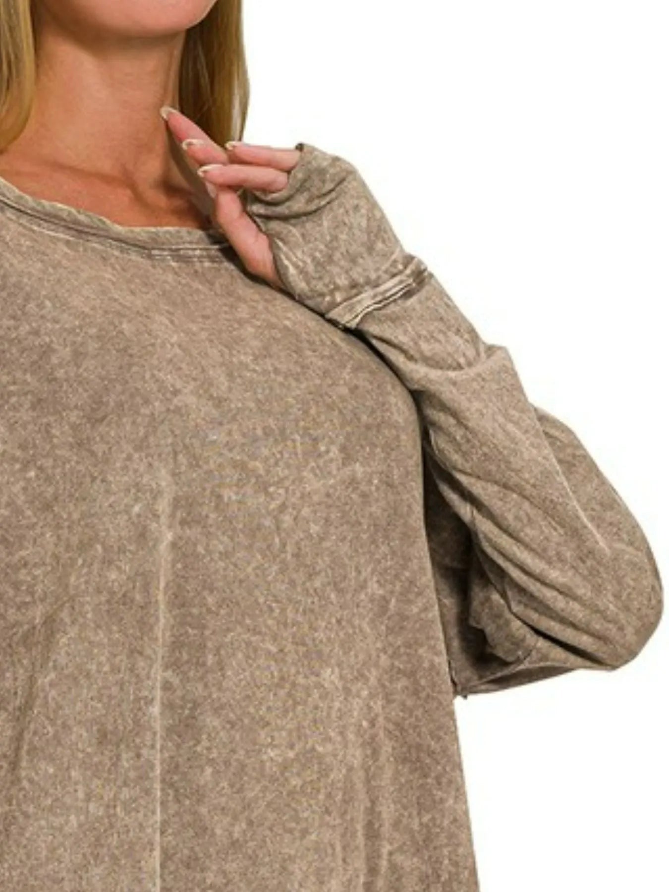 Sarah Express Women’s Crinkle Wash Long Sleeve Top with Thumbhole Cuffs