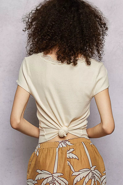 Sarah Express Women's Round Neck Short Sleeve Crop T-Shirt with Lace Trim