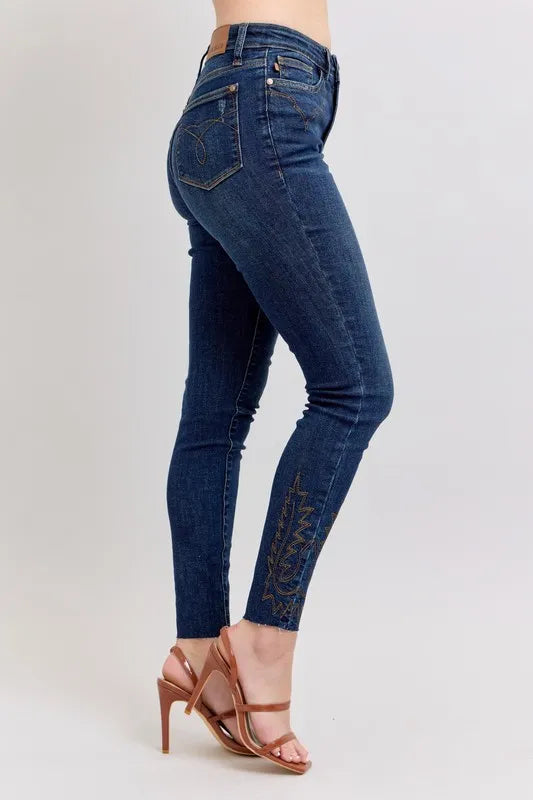 Sarah Express Women’s Plus Size Embroidered High Rise Skinny Jeans
