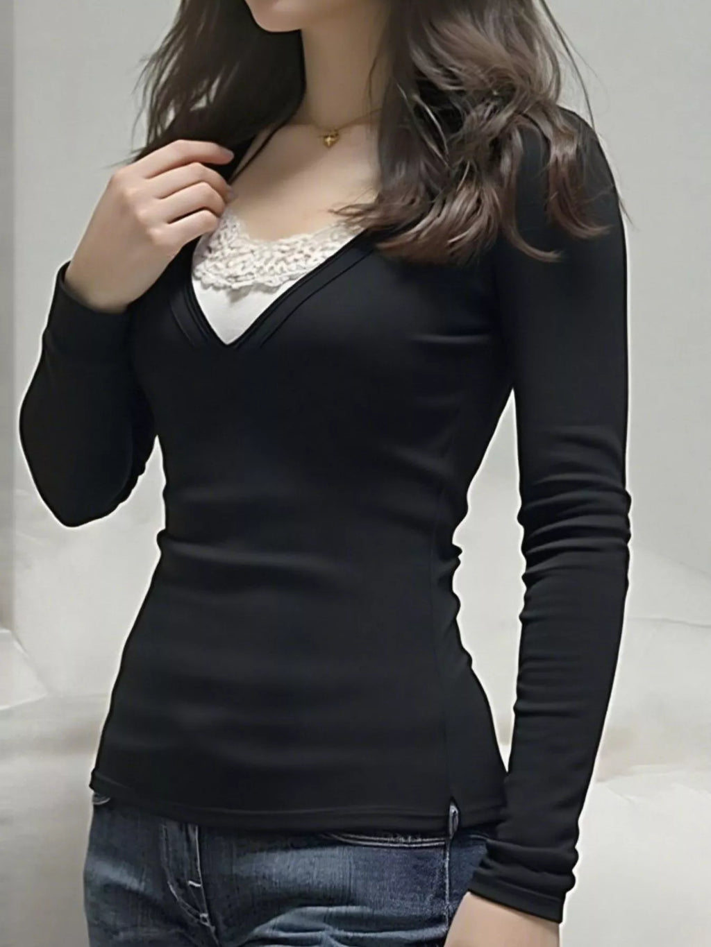 Sarah Express Women's Long Sleeve T-Shirt with Lace Detail