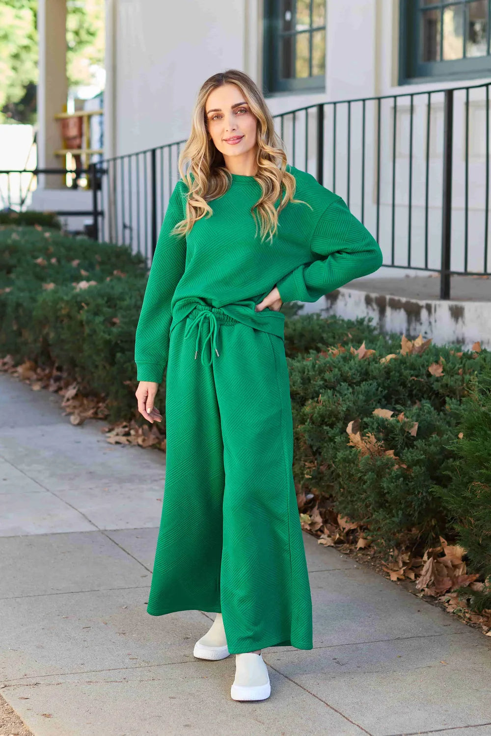 Sarah Express Women's Textured Long Sleeve Top and Drawstring Pants Set Green