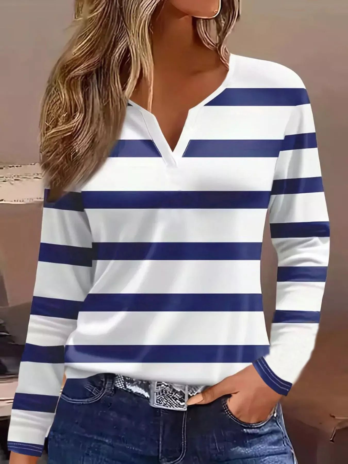 Sarah Express Women's Notched Long Sleeve T-Shirt White