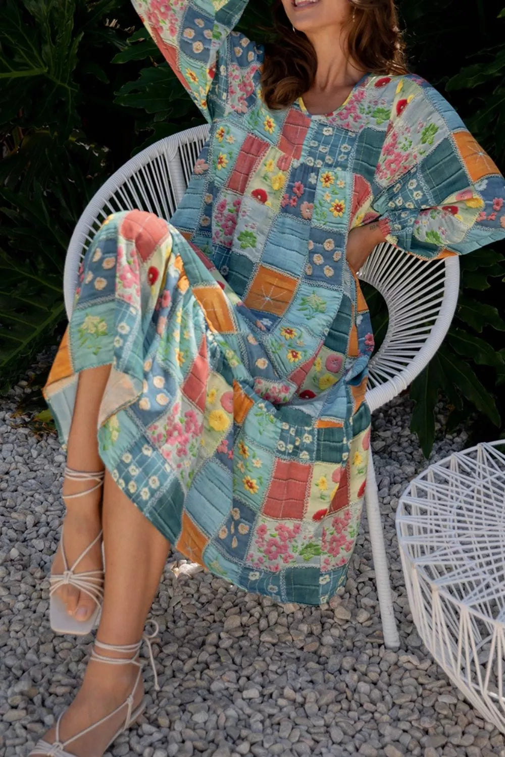 Sarah Express Women's Floral Checkered V-Neck Dress