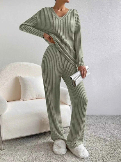 Sarah Express Women's Ribbed Knit V-Neck Top and Pants Set - Two Piece Lounge Set Green