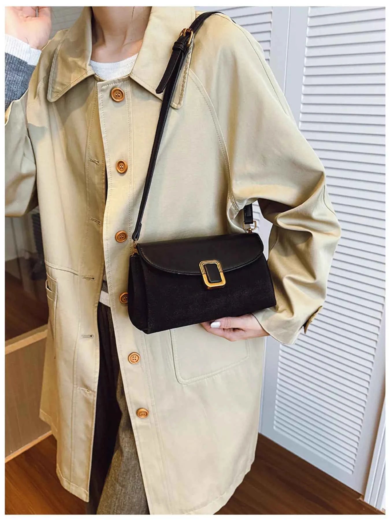 Sarah Express Women's Buckle Flap Crossbody Bag - Small PU Leather Shoulder Bag Black ONESIZE