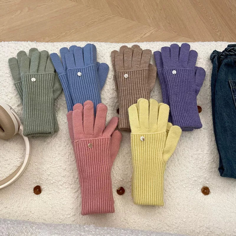 Sarah Express Women's Ribbed Knit Touchscreen Gloves