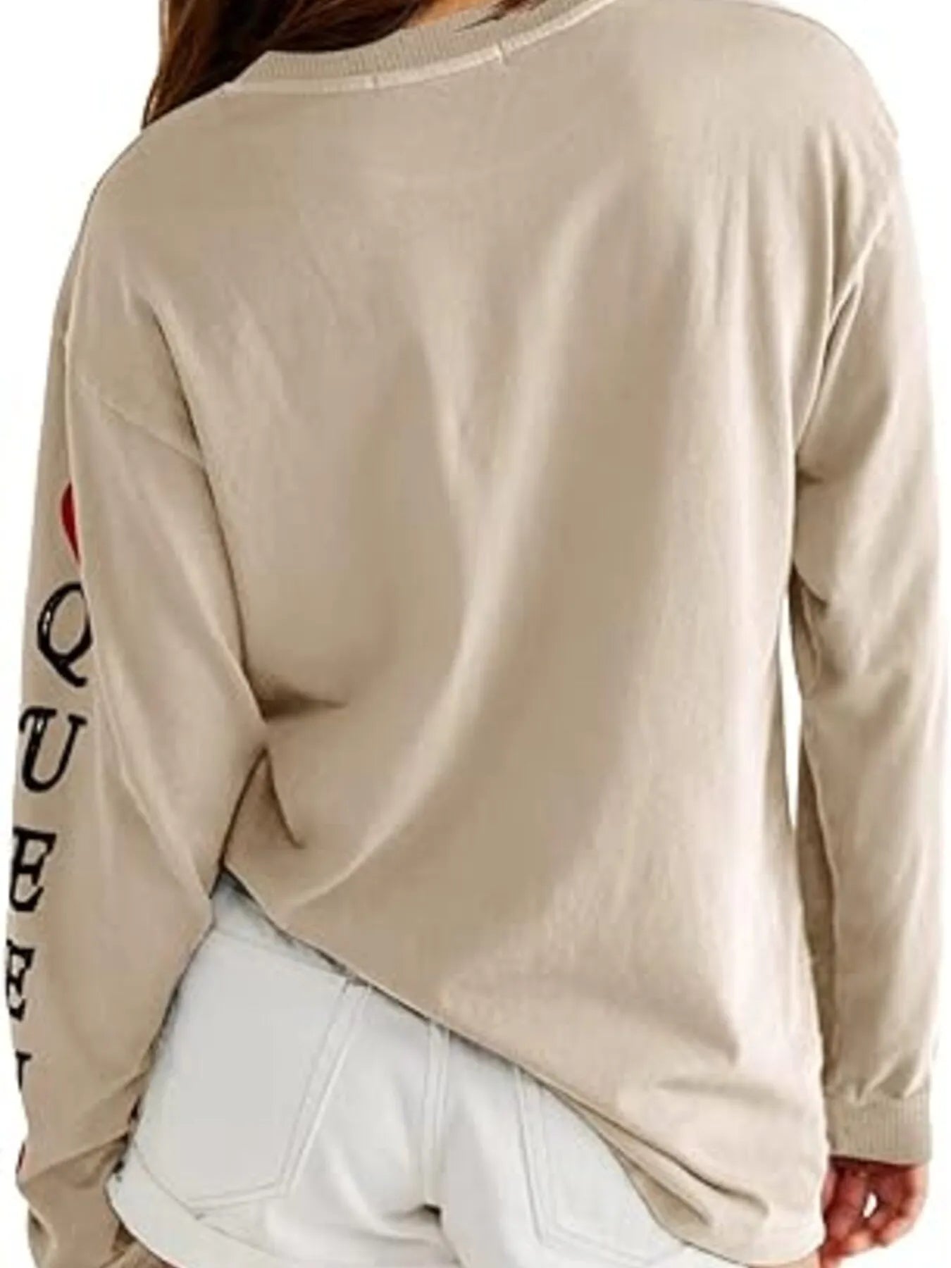 Sarah Express Women's Queen of Hearts Playing Card Graphic Round Neck Sweatshirt