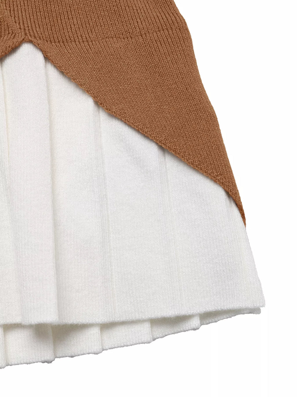 Sarah Express Women's Decor Button Contrast Hem Knit Top