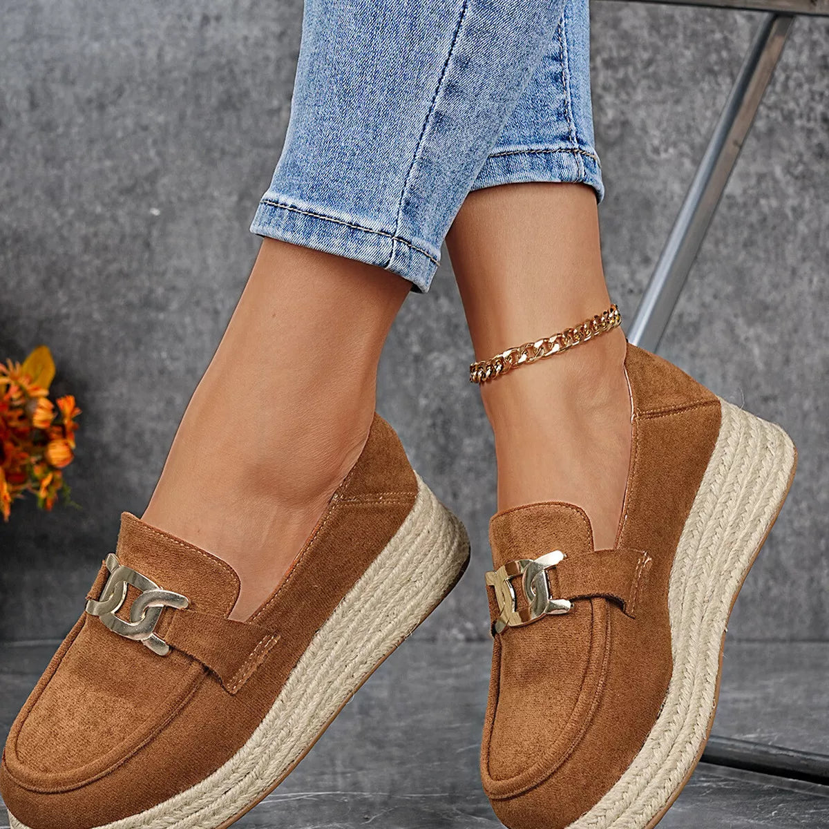 Sarah Express Women's Round Toe Platform Slip-On Shoes