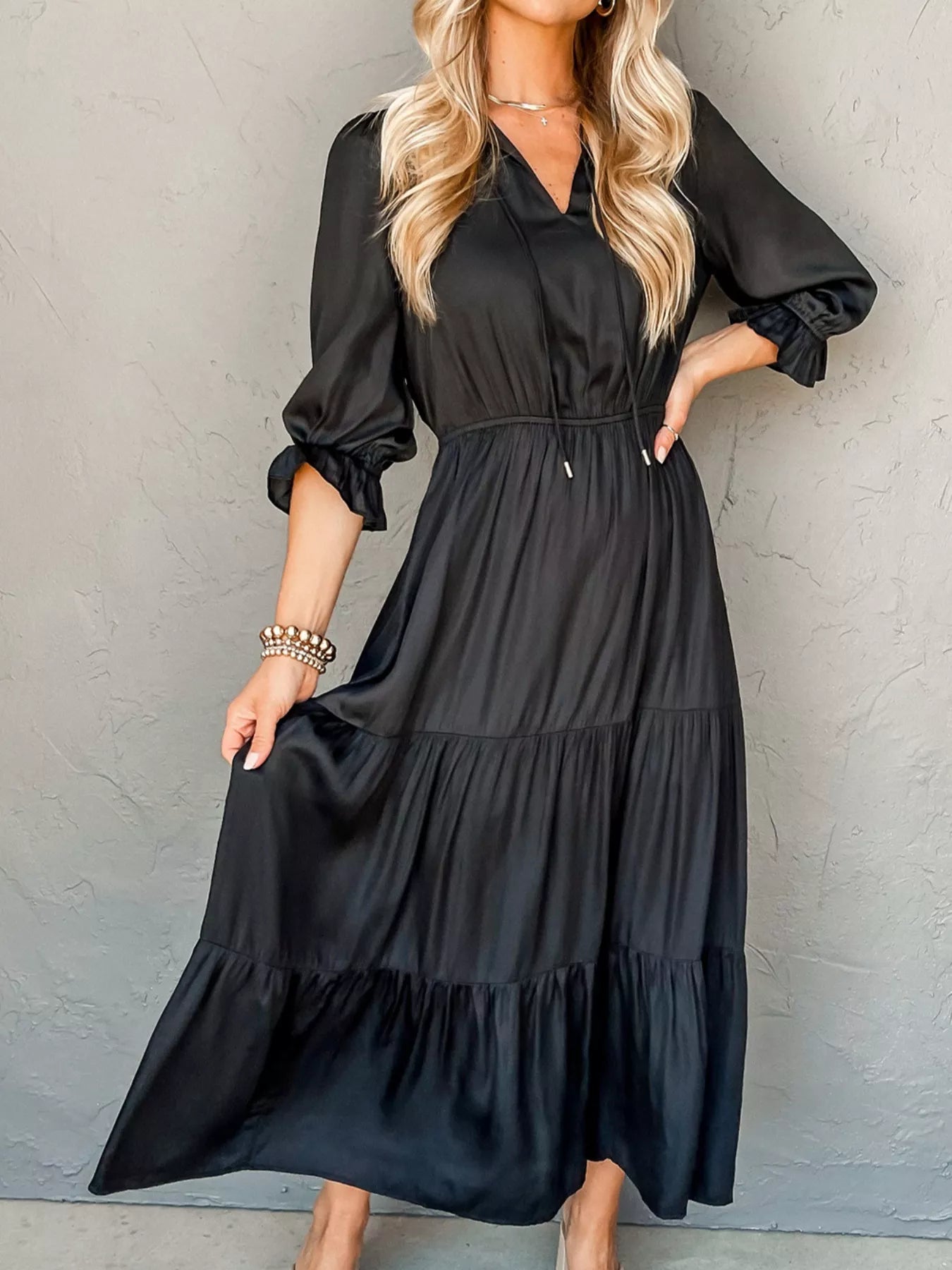 Sarah Express Women's Flounced Bracelet Sleeve V Neck Tiered Dress - Elegant Casual Summer Dress Black