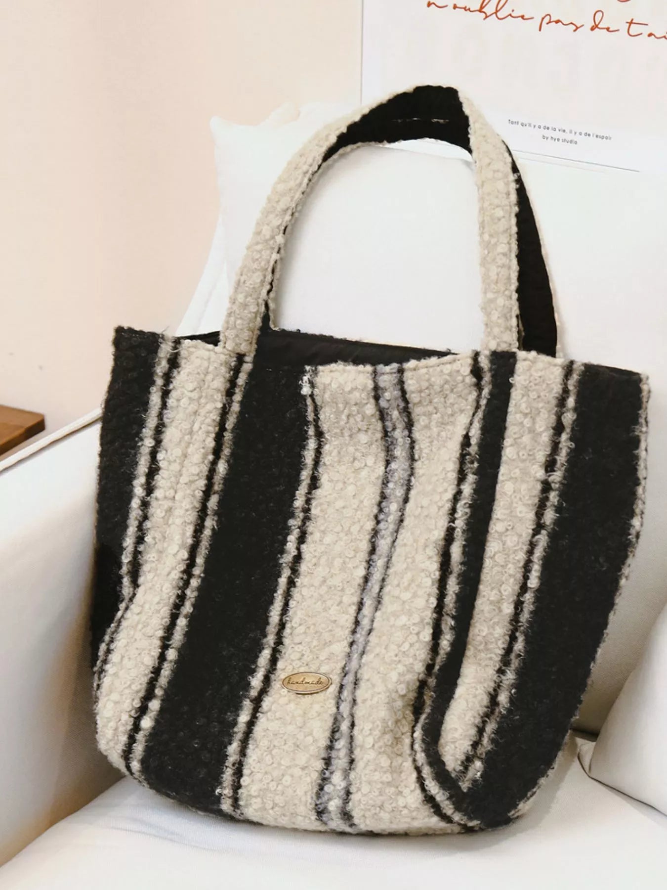 Sarah Express Women's Reversible Striped Plush Tote Bag Black ONESIZE