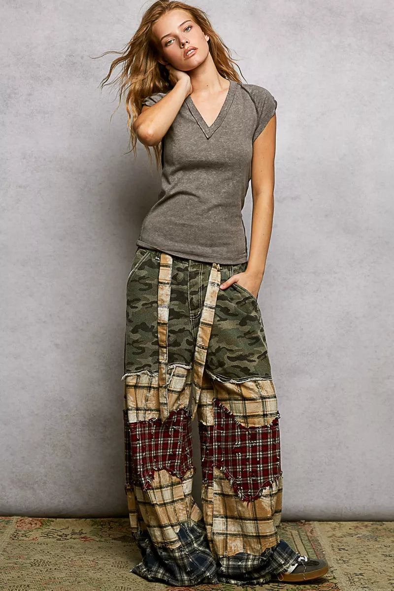 Sarah Express Women's V-Neck Short Sleeve Washed T-Shirt with Outseam