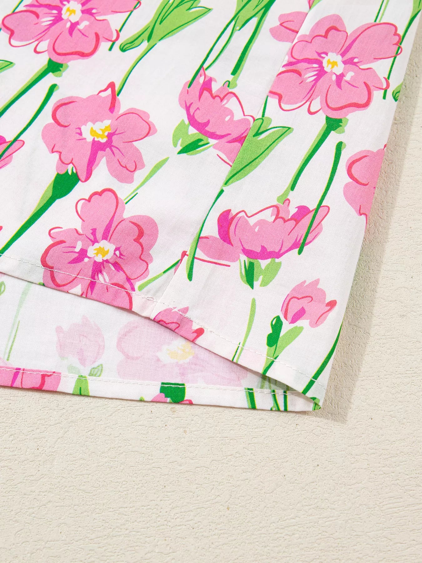 Sarah Express Women's Floral Print V Neck Ruffled Short Sleeve Blouse