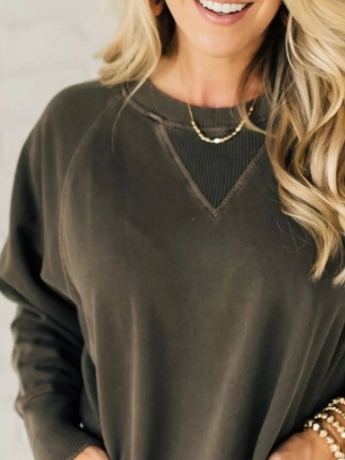 Sarah Express Women's Crew Neck Raglan Sleeve Sweatshirt - Casual Pullover Top